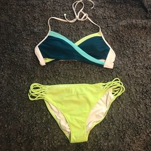 Bikini with bonus bottoms